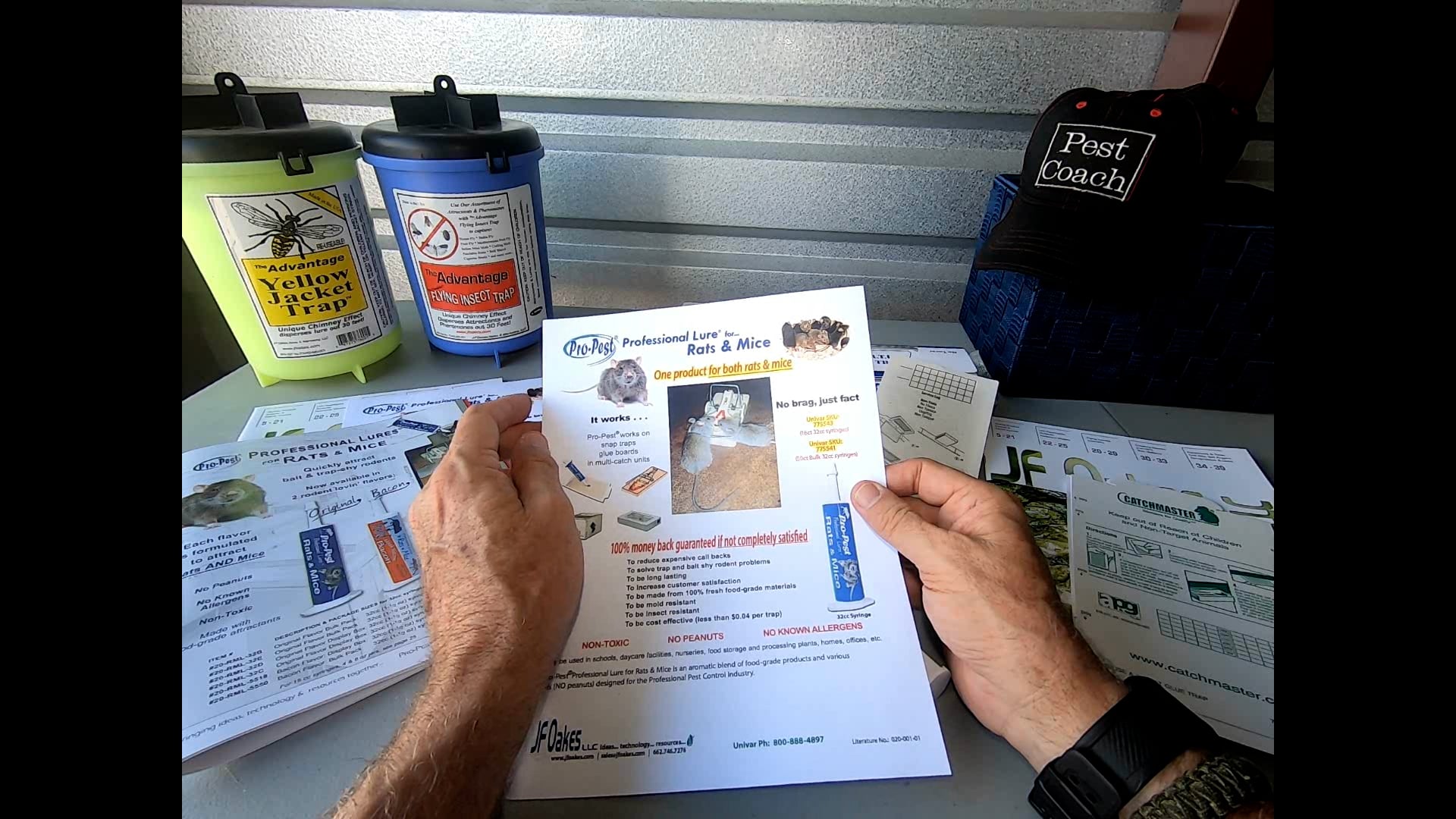 Pro-Pest Rat & Mouse Lure tells you if your rodent control program is working...